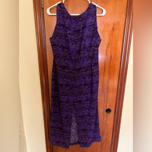 Beautiful No Sleeve Dress With Back Zipper Size L - Picture 3 of 3